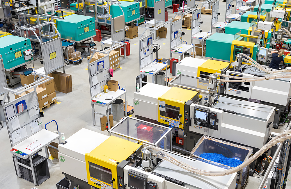 plastic injection molding manufacturer