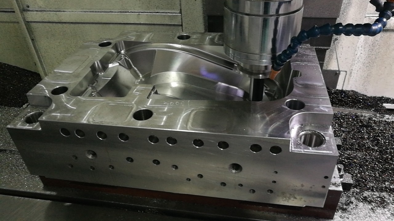 Boosting Efficiency and Saving Costs: Unleashing the Power of Injection Molding